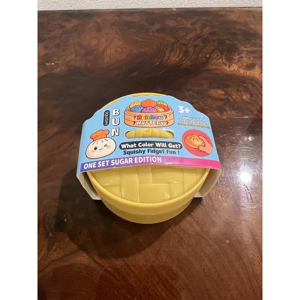 Super Rare Golden Glitter Rainbow Mystery Bun Squishy CONFIRMED Chase w/ Box